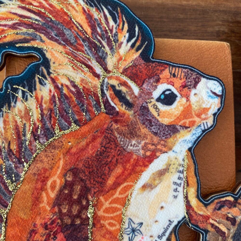 Red Squirrel Decorative Wall Hanger