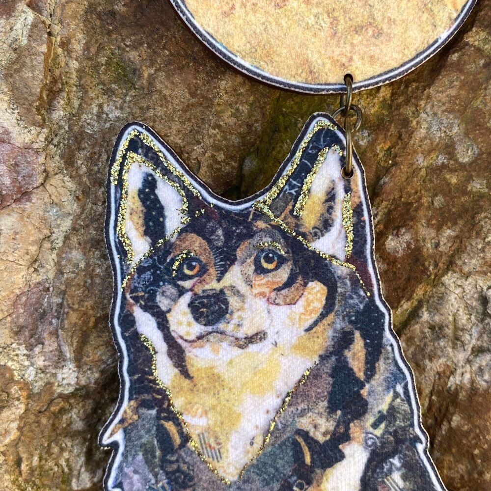 Wolf Decorative Wall Hanger