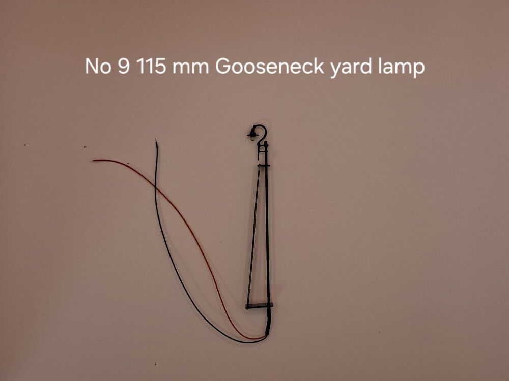 009 No 9 - 3V 115 mm goose-neck yard light