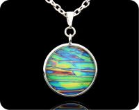 <!-- 00080 -->SCIENCE PENDANT - CHEMICAL CRYSTALS (IMIDAZOLE) BY POLARISED LIGHT MICROSCOPY (P10)