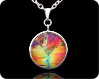 <!-- 00130 -->CHEMISTRY PENDANT - CITRIC ACID CRYSTALS BY POLARISED LIGHT MICROSCOPY (P12)