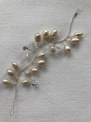 1e2, Waterlily - Freshwater Pearl Mini Hairvine