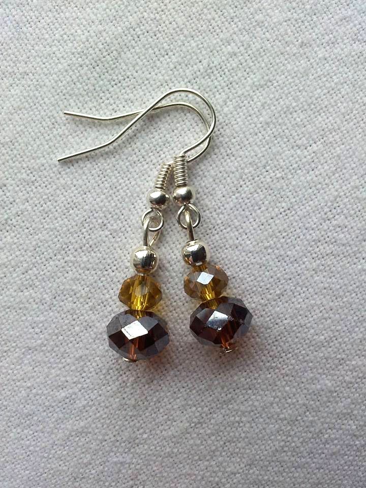 Pretty Glass Crystal Earrings - Brown/Gold