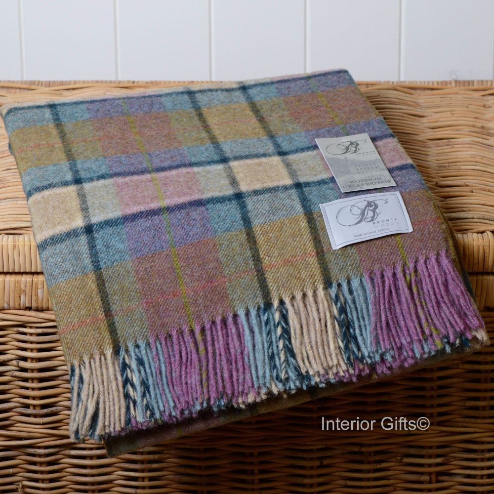 BRONTE by Moon Dales Gargrave Heather Throw in 100% Shetland Pure New Wool 