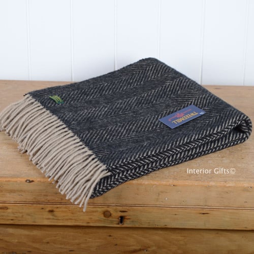 Tweedmill Knee Rug or Small Travel Rug in Vintage Black & Beige Pure New Wo