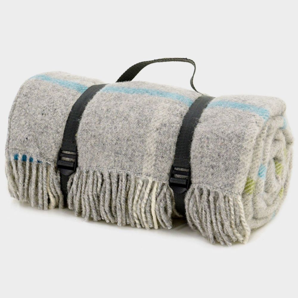 WATERPROOF Backed Wool Picnic Rug / Blanket in Windowpane Grey Check with P