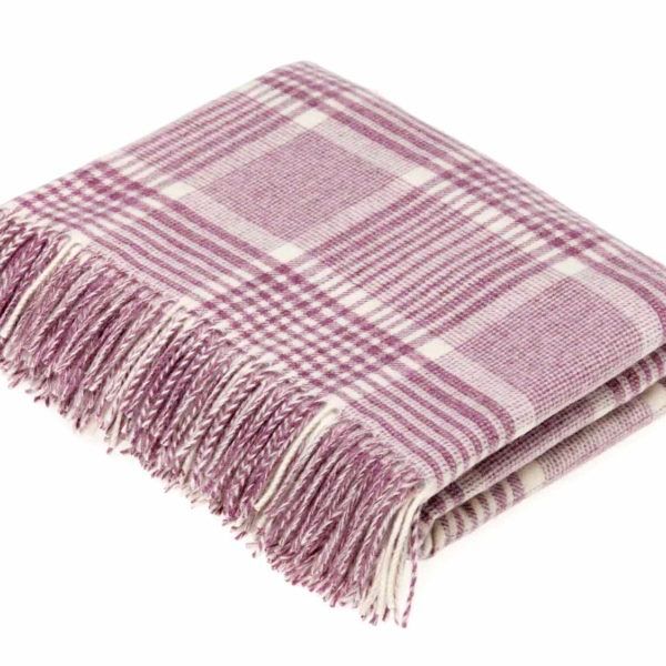 BRONTE by Moon Lilac Pink Prince of Wales Check Throw in supersoft Merino L