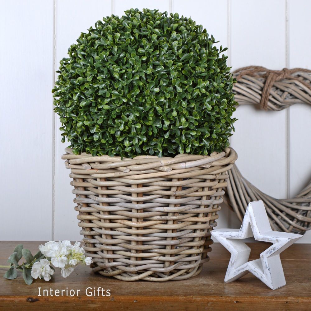 Wicker Basket Planter / Plant Pot  - Medium