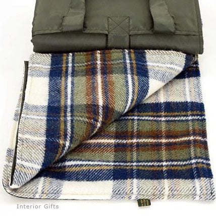 WATERPROOF Backed Wool Burghley Picnic Rug in Traditional Check with Integr