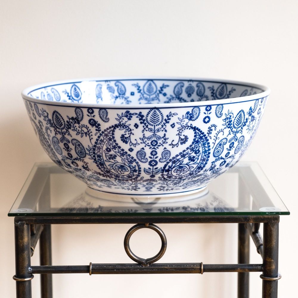 Classical Large Fruit Bowl or ceramic decorative bowl in Blue and White,  perfect serving bowl, delft style, paisley pattern