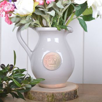Kew Royal Botanic Gardens Jug in Almond
