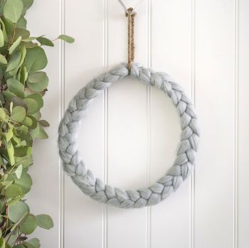 Plaited Hanging Woollen Chaplet Ring - Silver Grey