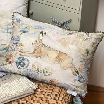 Voyage Spring Hare Country Cushion - 35 x 50 cm
