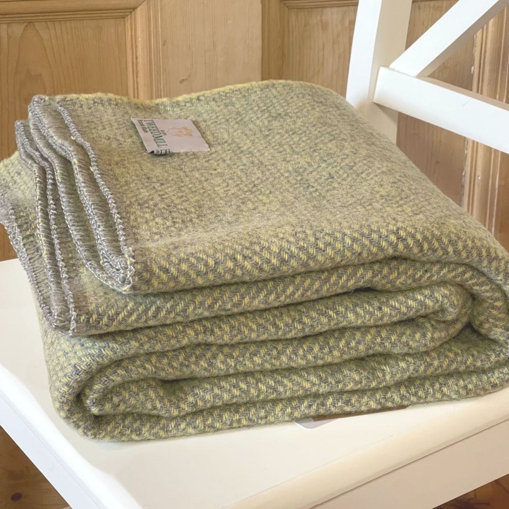 Tweedmill Blanket Stitch Honeycomb Lemon & Silver Grey Pure New Wool Throw 