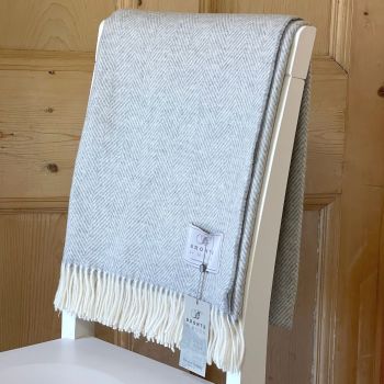 BRONTE by Moon Herringbone Silver Grey Throw in super soft Merino Lambswool