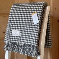 Tweedmill Houndstooth Charcoal Pure New Wool Throw / Blanket