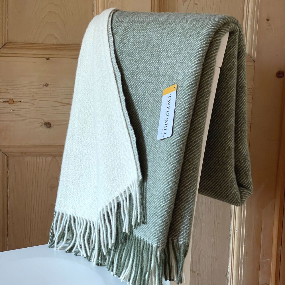 Tweedmill Moorland Throw in Olive / Cream, pure new wool British Made throw  from Yorkshire in a two-tone colourway of cream and green