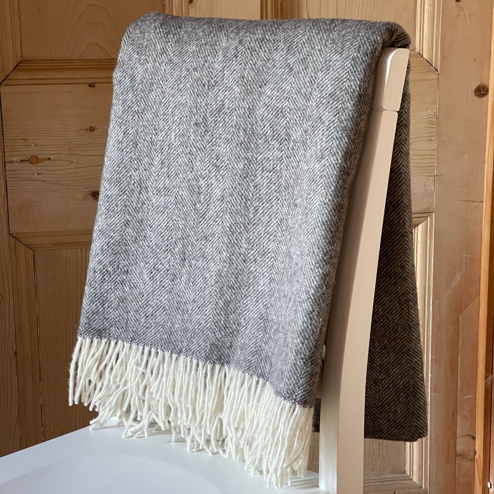 Herringbone Lambswool Dark Grey & Cream Pure New Wool Throw Blanket