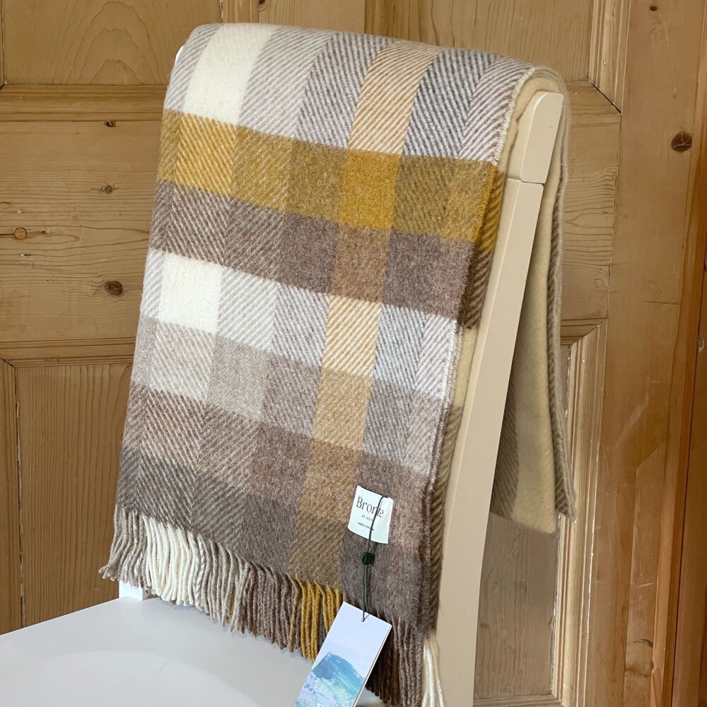 BRONTE by Moon Check Woodale Gold Throw in 100 Shetland Wool