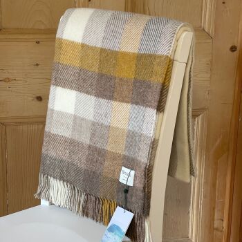 BRONTE by Moon Check Woodale Gold Throw in 100% Shetland Wool