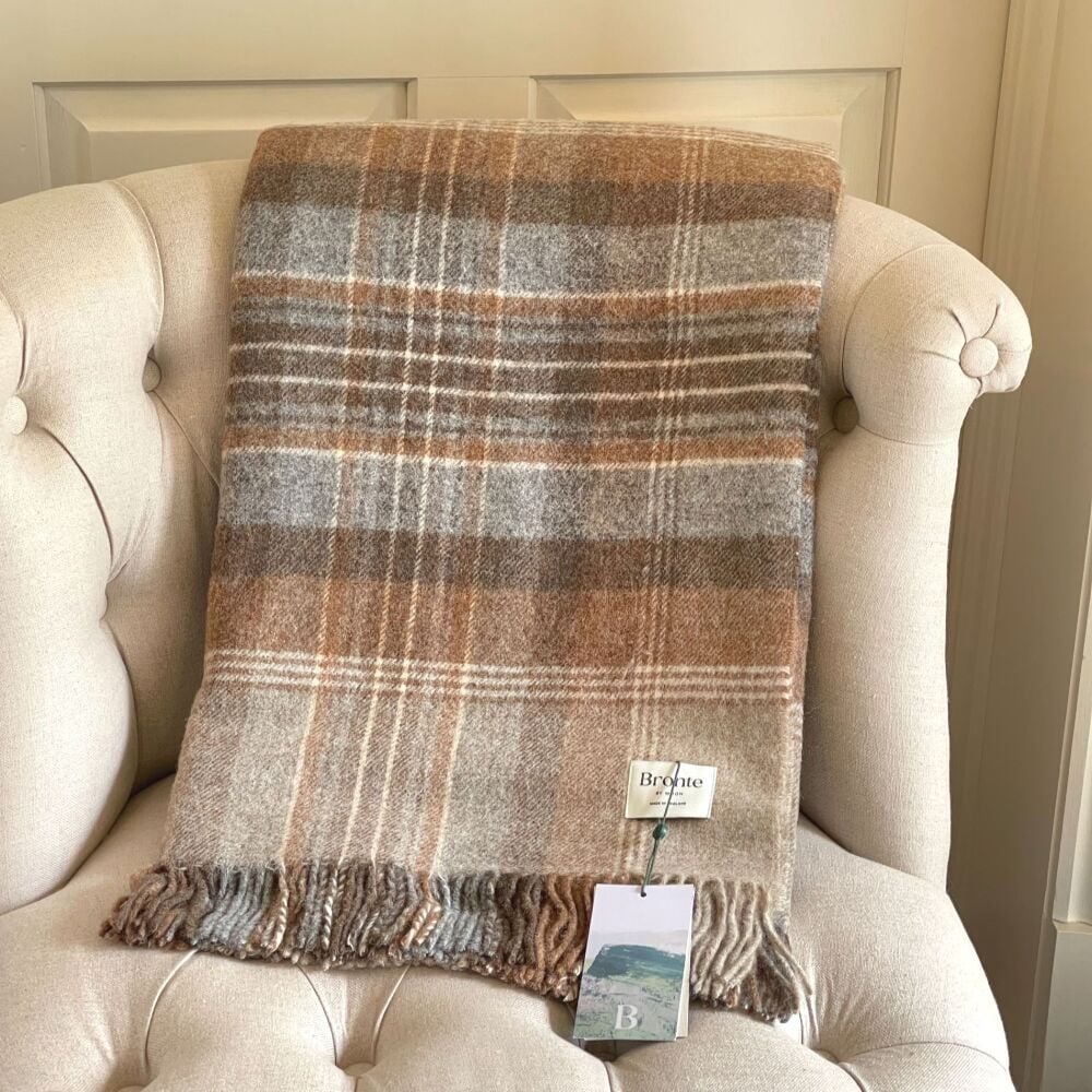 BRONTE by Moon Kintyre Shetland Wool Throw / Blanket - Natural Beige