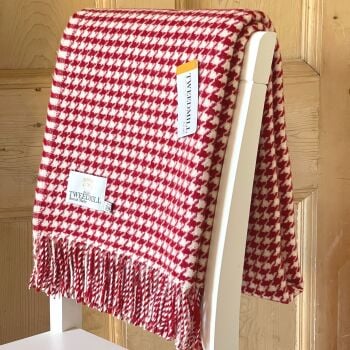 Tweedmill Houndstooth Red Pure New Wool Throw / Blanket