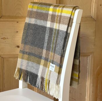 BRONTE by Moon Portree Merino Lambswool Throw/Blanket - Gold