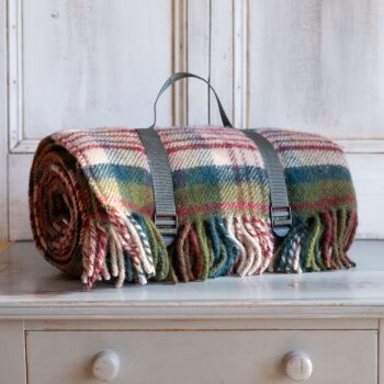 WATERPROOF Backed Wool Picnic Rug / Blanket in Country Thistleberry Check with practical Carry Strap