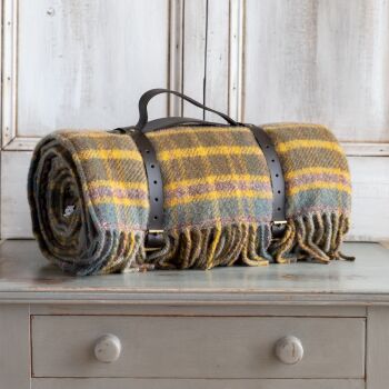 WATERPROOF Backed Wool Picnic Rug / Blanket in Country Olive & Ochre Check with Leather Carry Strap