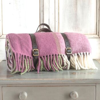 WATERPROOF Backed Wool Picnic Designer Rug / Blanket in Pink/Green Check with Leather Carry Strap