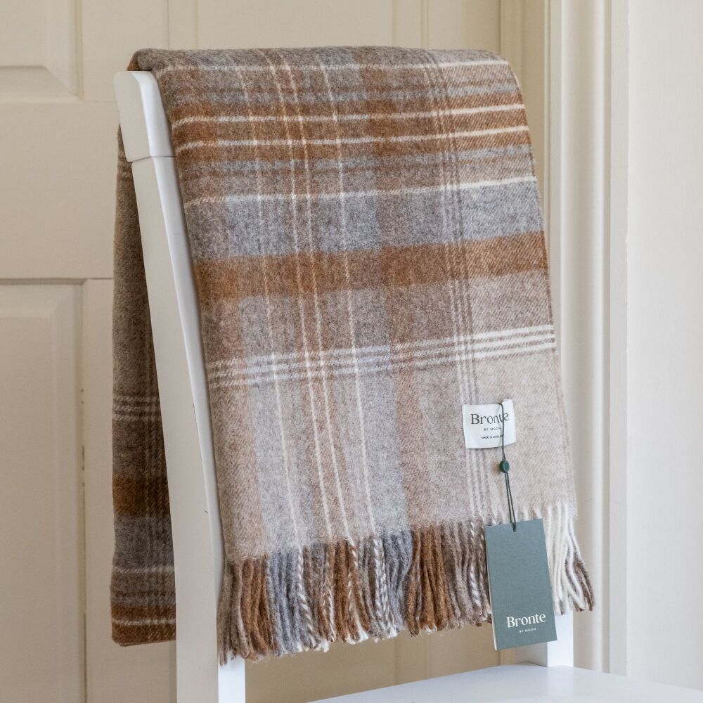 BRONTE by Moon Kintyre Shetland Wool Throw / Blanket - Natural Beige