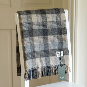 BRONTE by Patchwork Natural Beige/Grey Throw in Supersoft Merino Lambswool