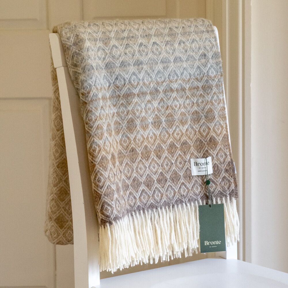 BRONTE by Moon British Wool Ombre Diamond Lambswool Throw - Natural Beige