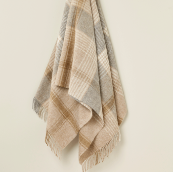 BRONTE by Moon British Wool Classic Check Throw - Natural Beige Lambswool