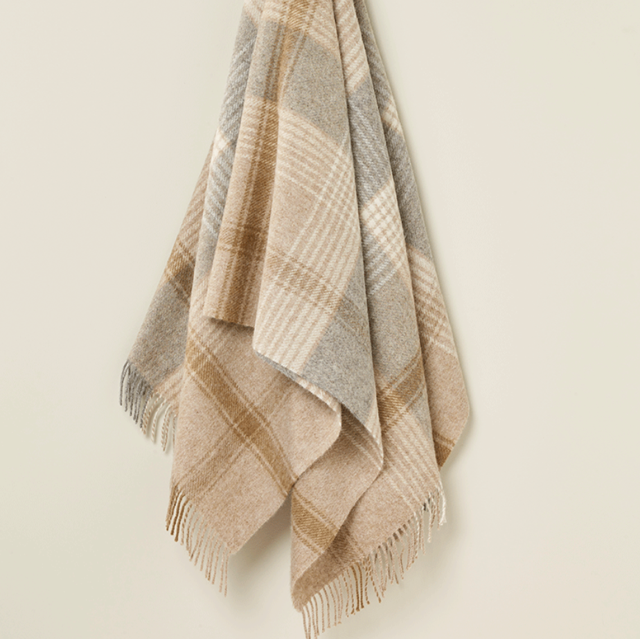 BRONTE by Moon British Wool Classic Check Throw - Natural Beige