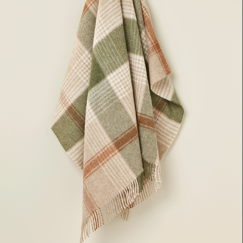 BRONTE by Moon British Wool Classic Check Throw - Terracotta Green