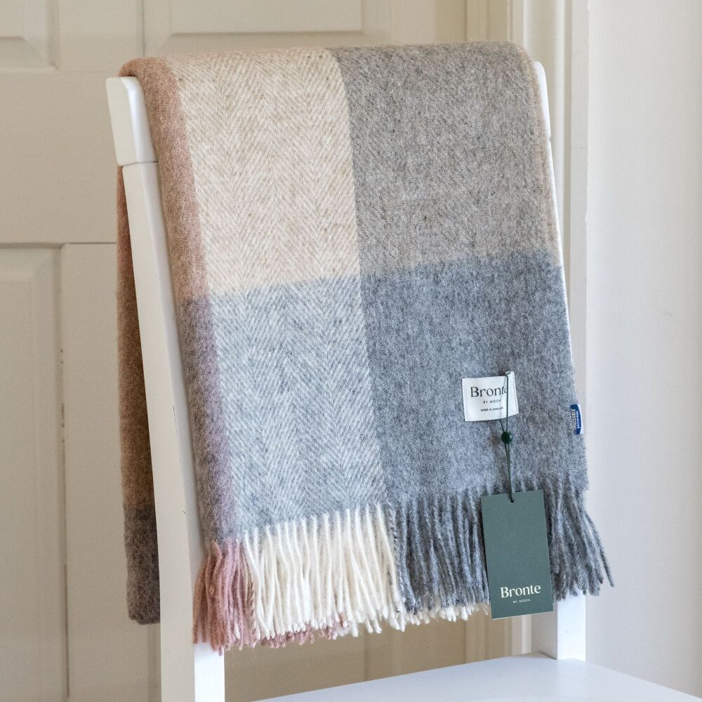 BRONTE by Moon British Wool Block Check Throw - Silver Pink Lambswool