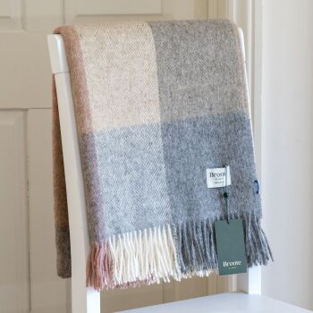 BRONTE by Moon British Wool Block Check Throw - Silver Pink Lambswool