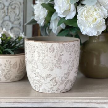Vintage White & Beige Botanical Plant Pot - 17 cm H