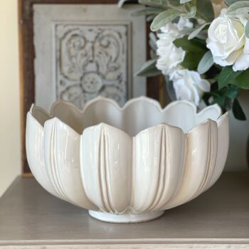Ceramic Fluted Fruit / Serving Bowl in Vintage White - 30 cm