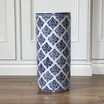 Ceramic Umbrella Stand in Classical Blue & White