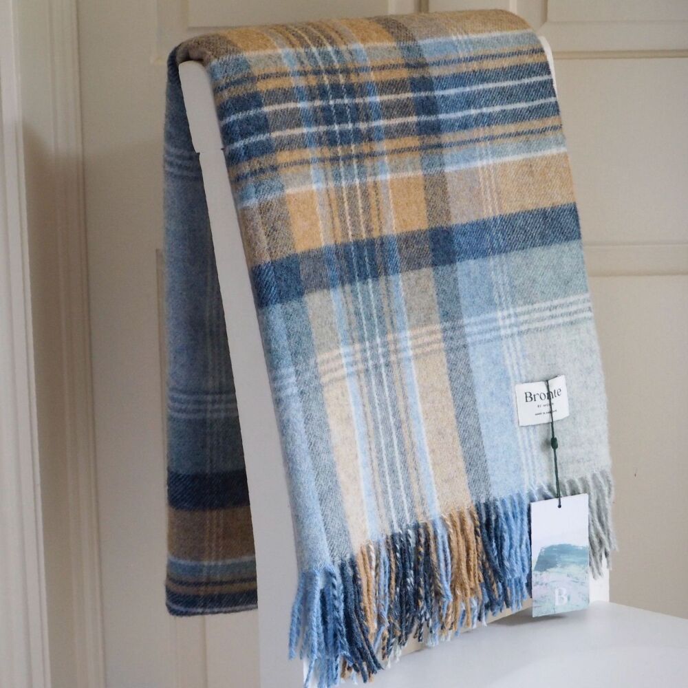 BRONTE by Moon Kintyre Shetland Wool Throw / Blanket - Blue