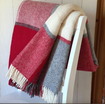 Tweedmill Multi Check Winter Red & Cream Knee Rug or Small Blanket Pure New Wool