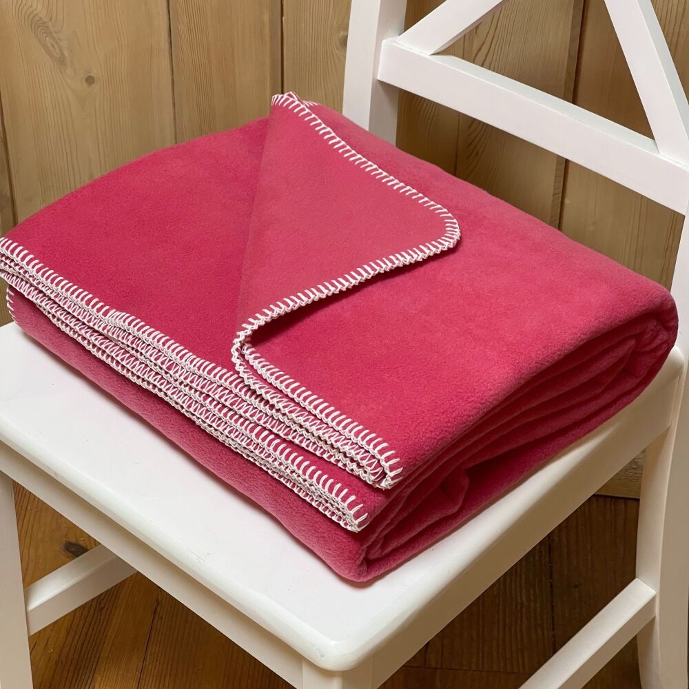 Luxurious Fleece Throw or Blanket Large - Berry Pink