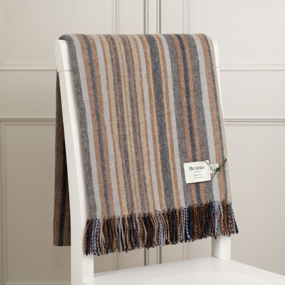 BRONTE by Moon Santa Cruz Throw Merino Lambswool - Navy & Rust