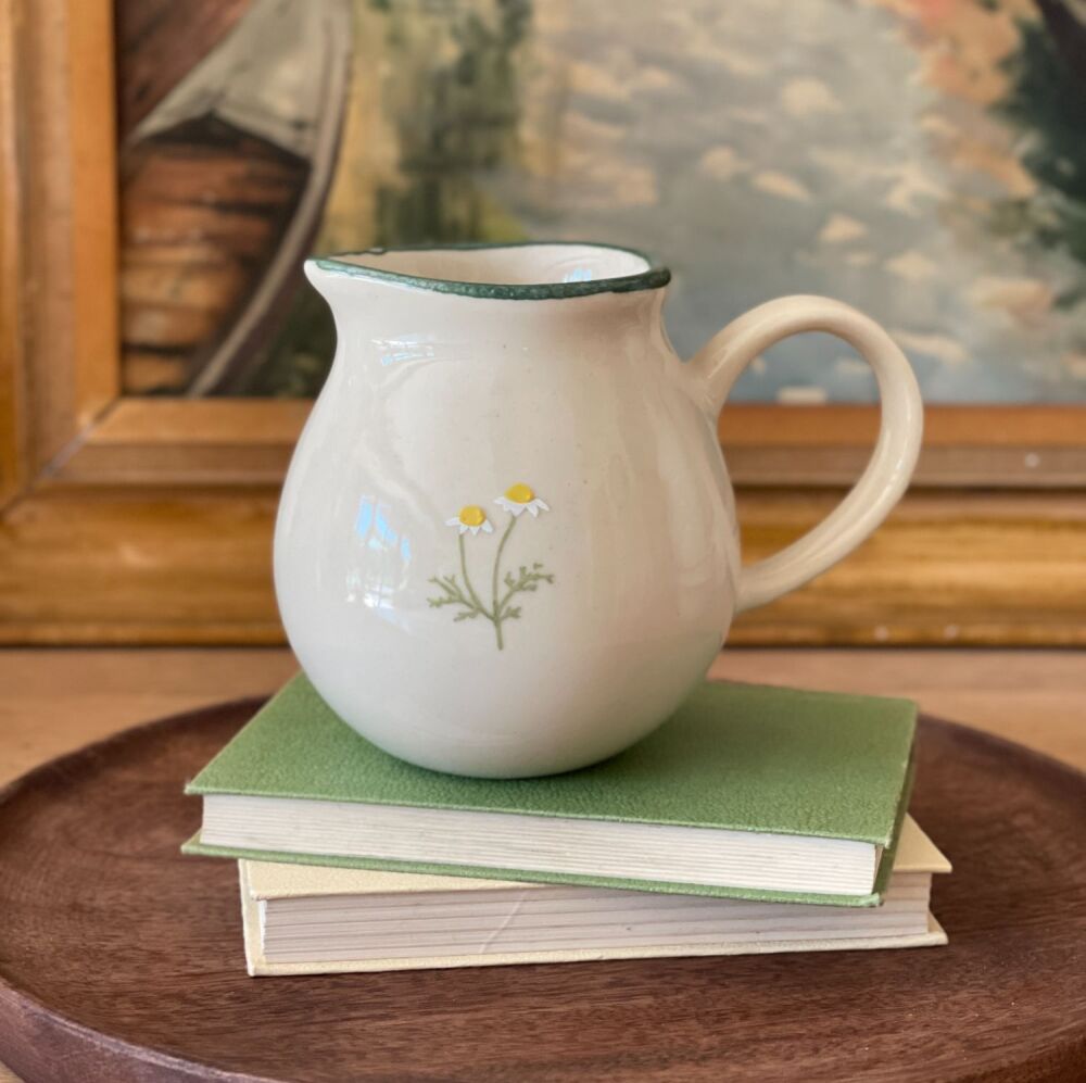 Stoneware Country Jug Cream - Wildflower