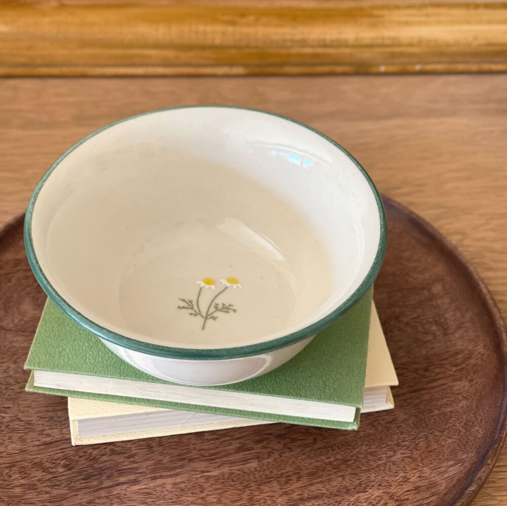 Stoneware Country Bowl Cream - Wildflower