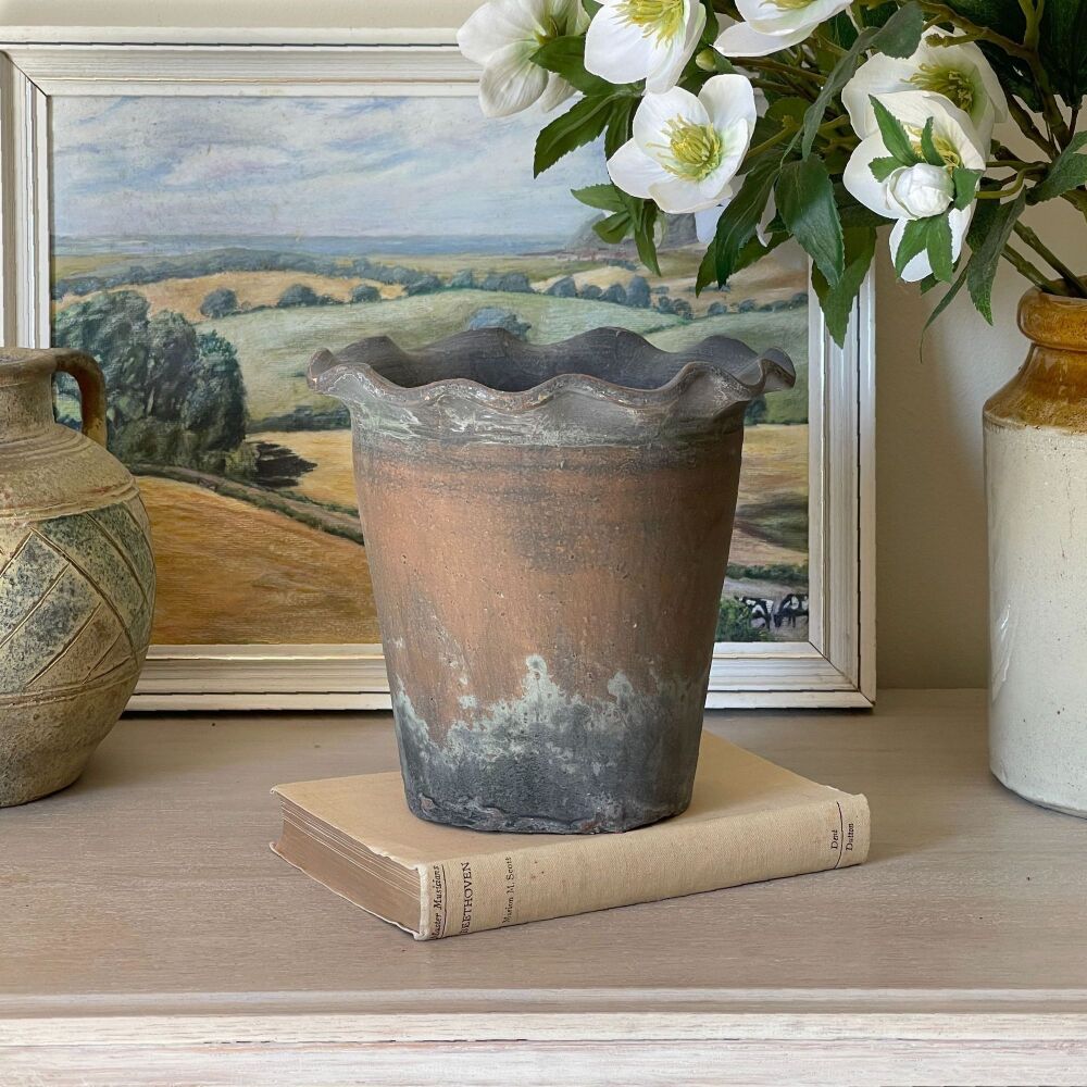 Antiqued Terracotta Style Pie Crust Long Tom Plant Pot - 17 cm H