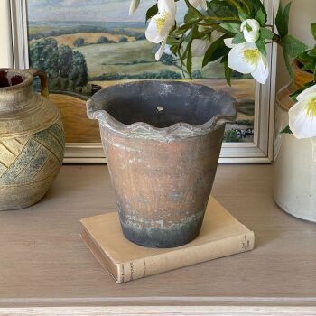 Antiqued Terracotta Style Pie Crust Wall Fixed Long Tom Plant Pot - 18 cm H