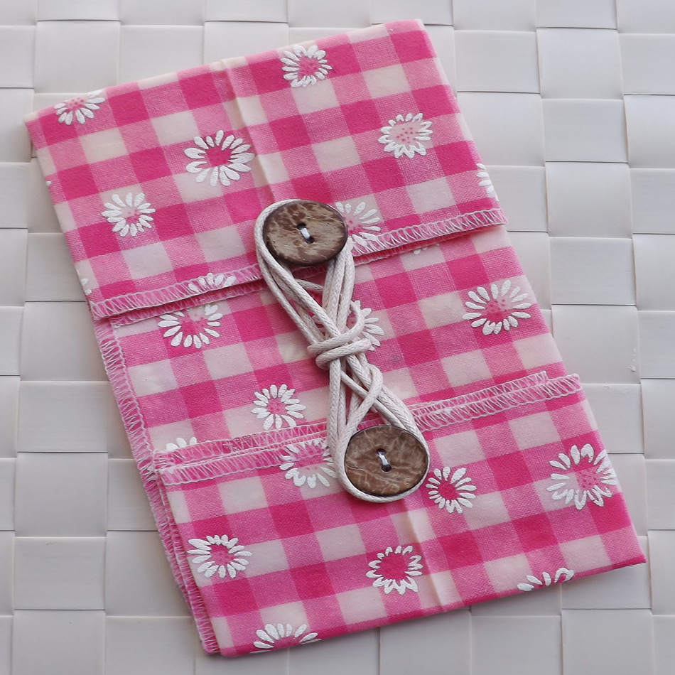 Pink Gingham Daisy